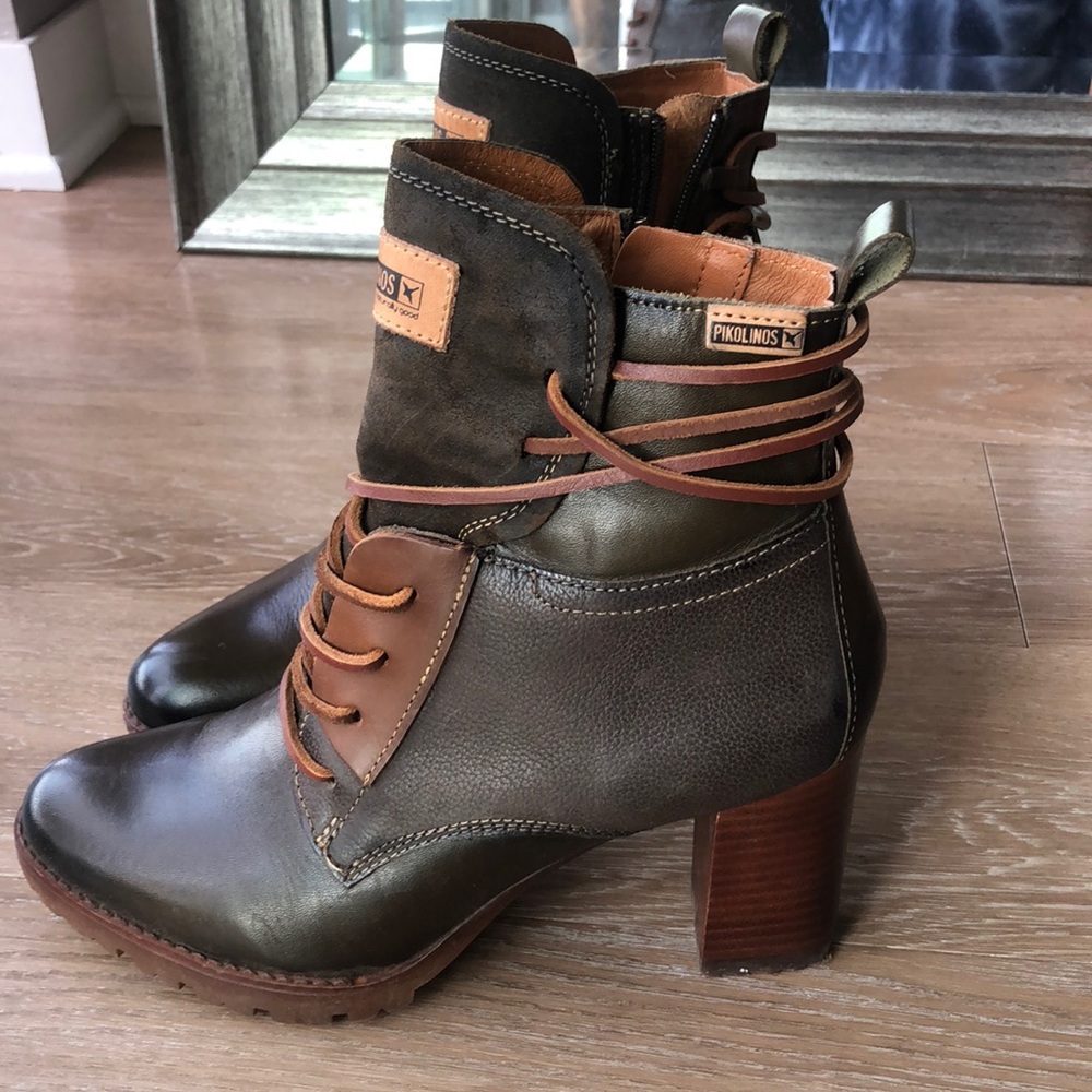 Pikolinos booties